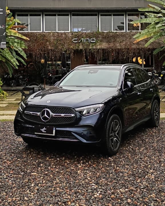 Mercedes-Benz GLC300 4 MATIC